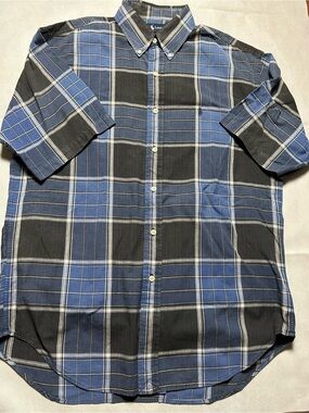 Ralph Lauren Blaire 100% cotton, short sleeve button up shirt size medium